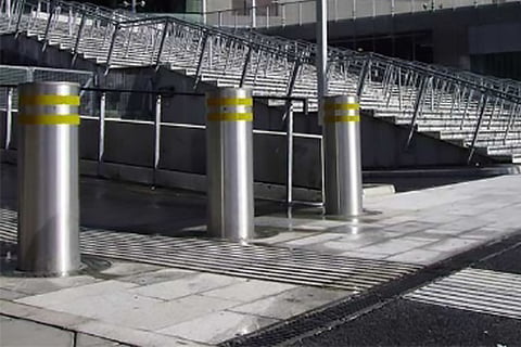 ボラード(車両止め)